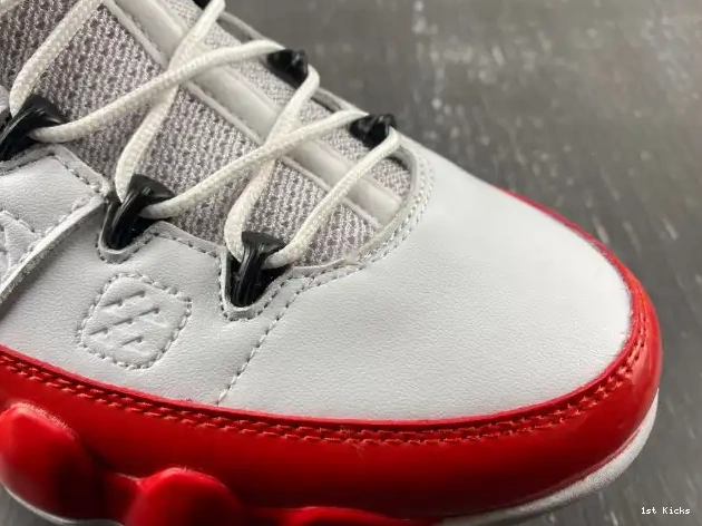 1st Kicks Air Retro Jordan White Gym 302370-160 9 Red 0522